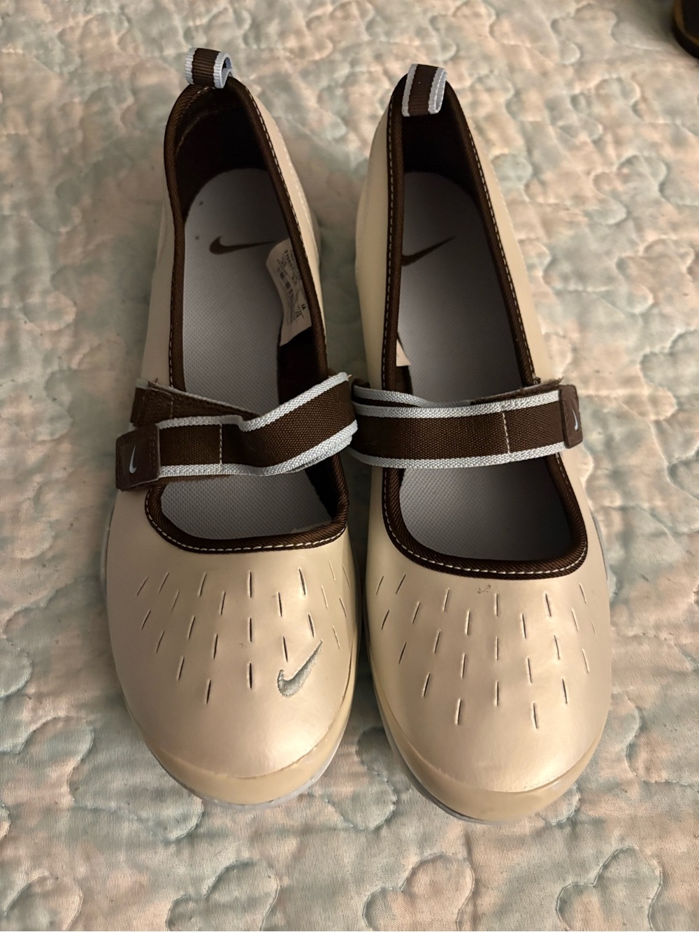 Nike kids/womens Cream and Brown Mary Jane Flats with Strap